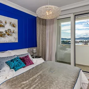Divine Luxury Blue Apartament